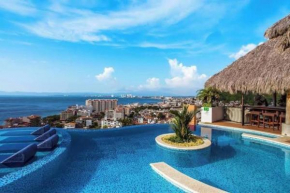 Pinnacle pool on the Rooftop